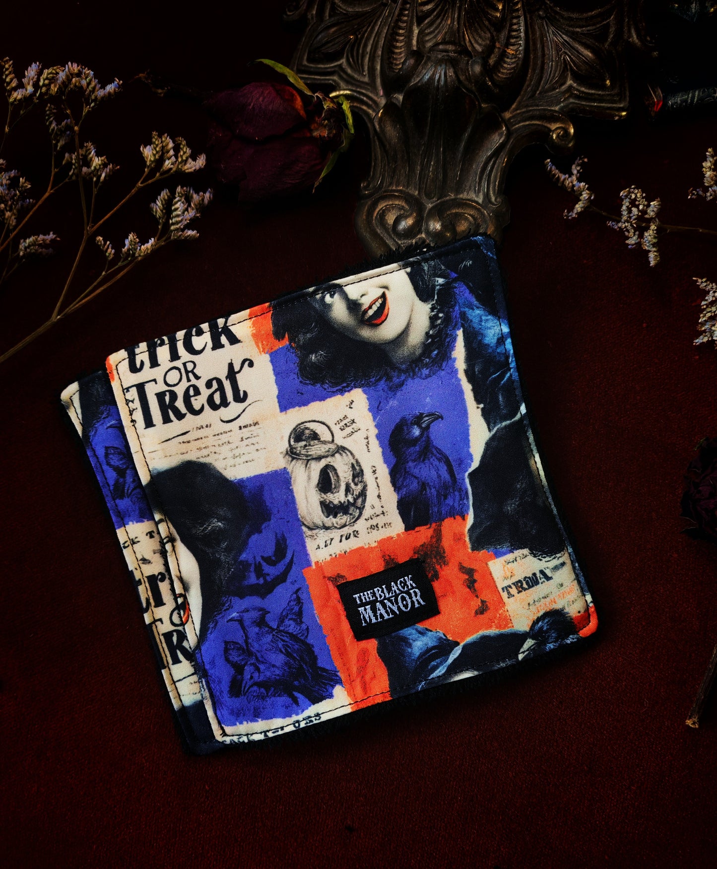 (4 pcs) Lingettes démaquillantes "Haunted Crypt"