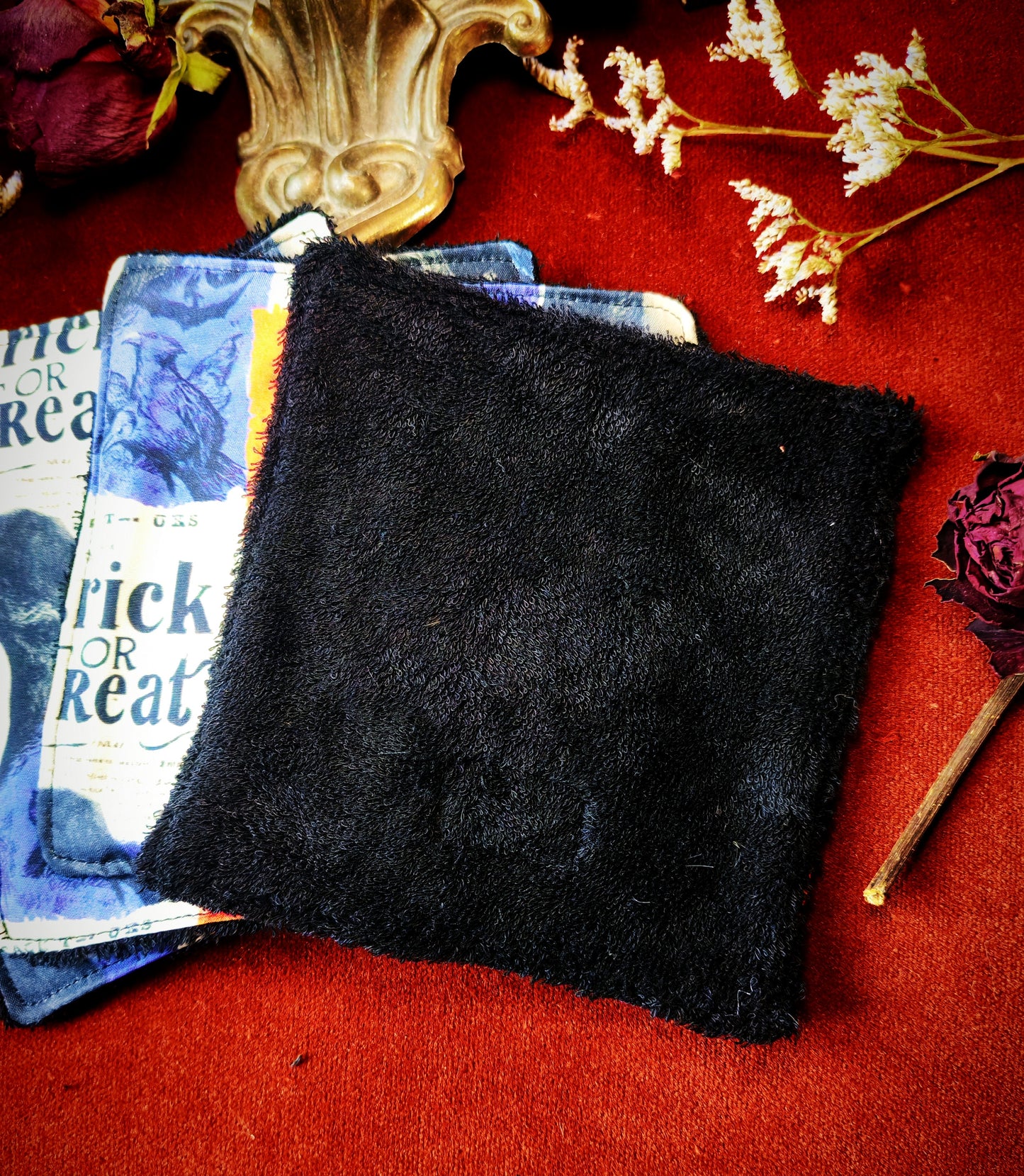 (4 pcs) Lingettes démaquillantes "Haunted Crypt"
