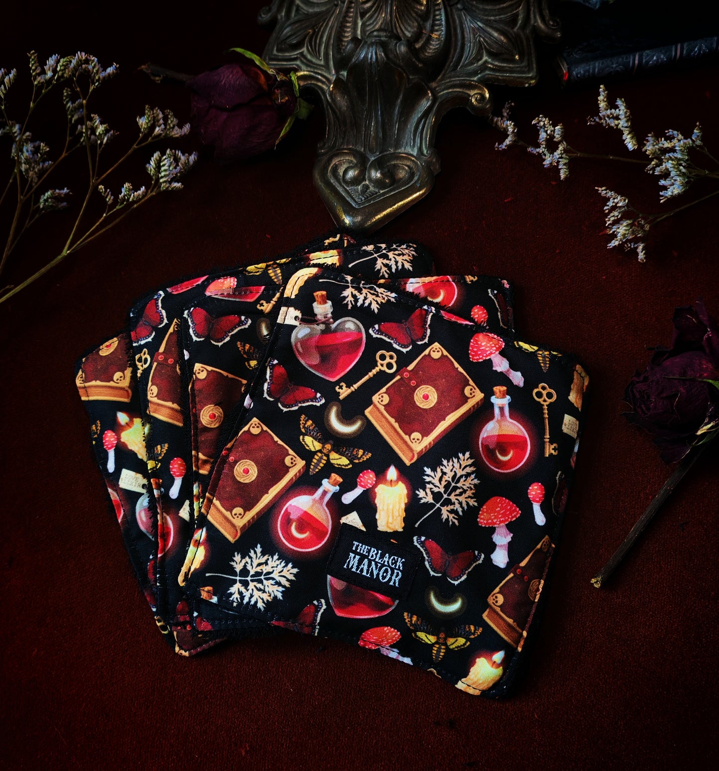(4 pcs) Lingettes démaquillantes "Haunted Crypt"