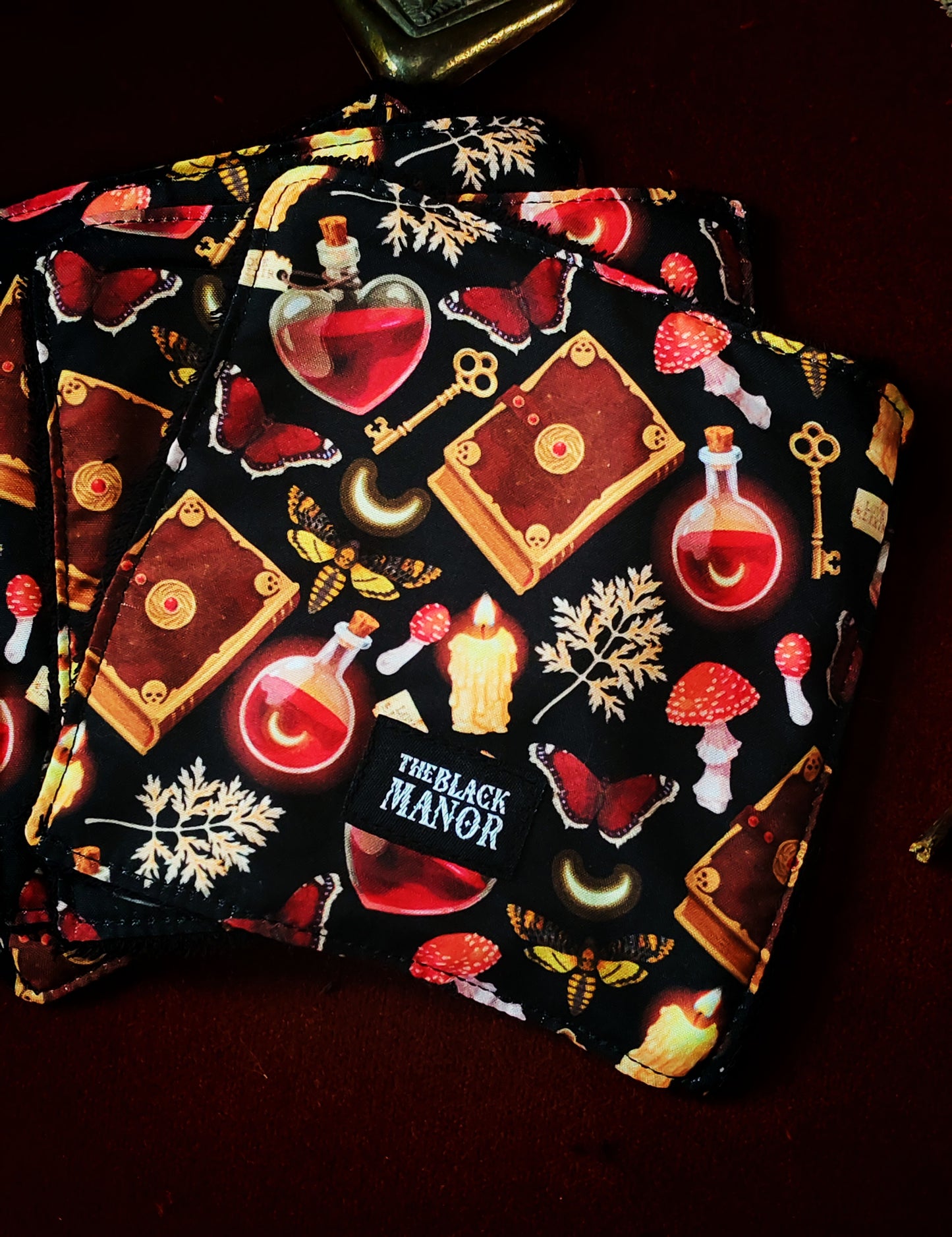 (4 pcs) Lingettes démaquillantes "Haunted Crypt"