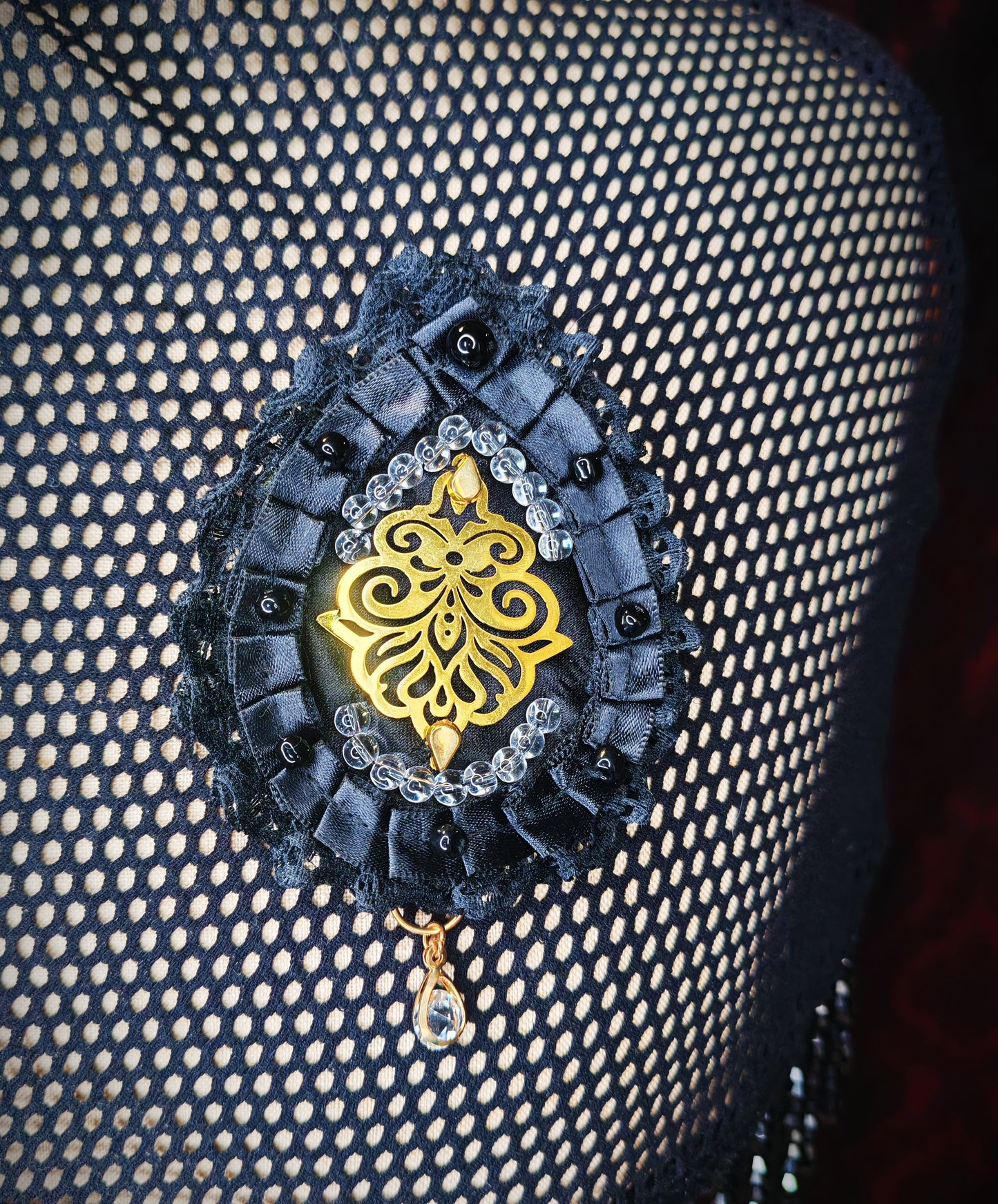 Broche "Larme de minuit"