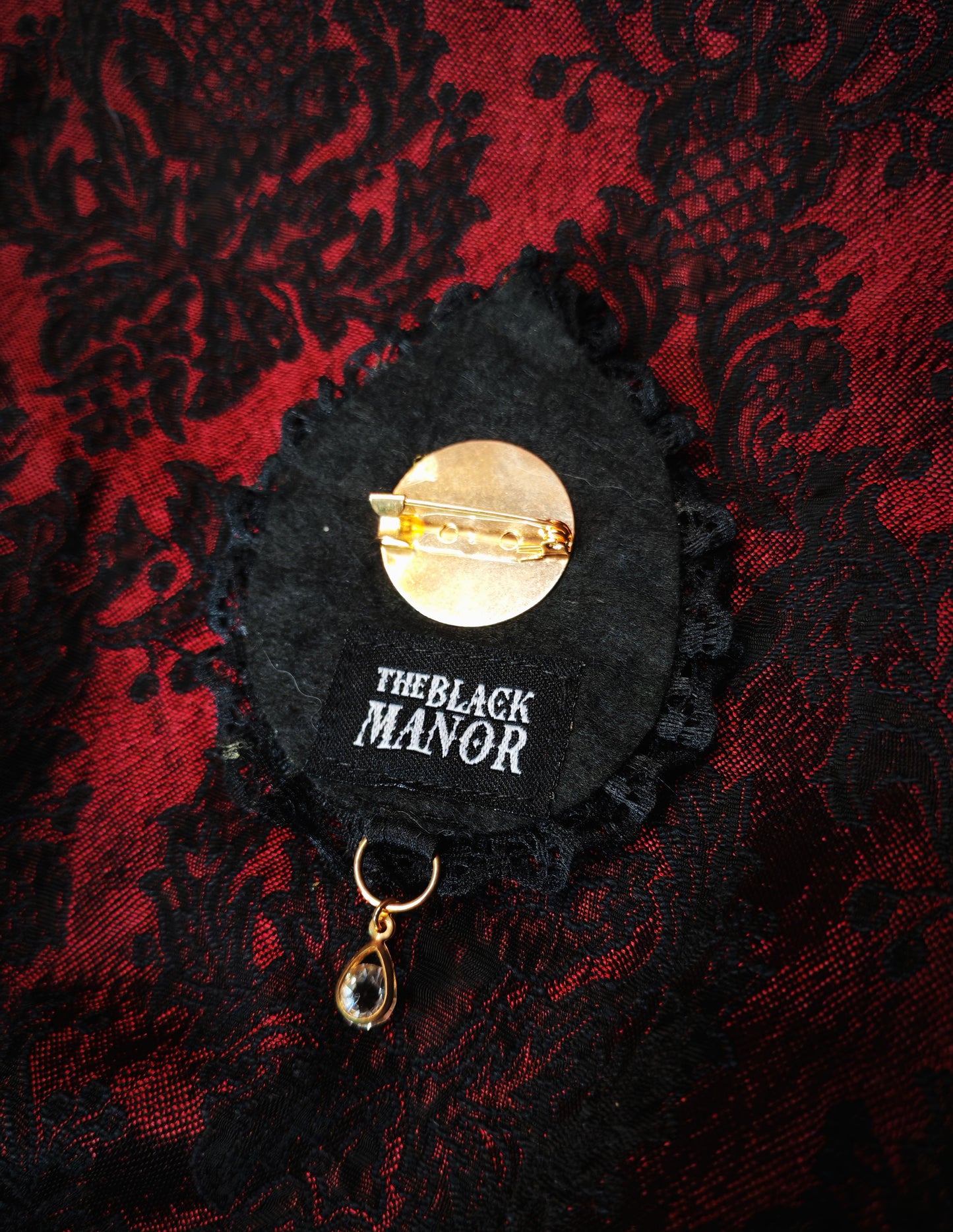 Broche "Larme de minuit"