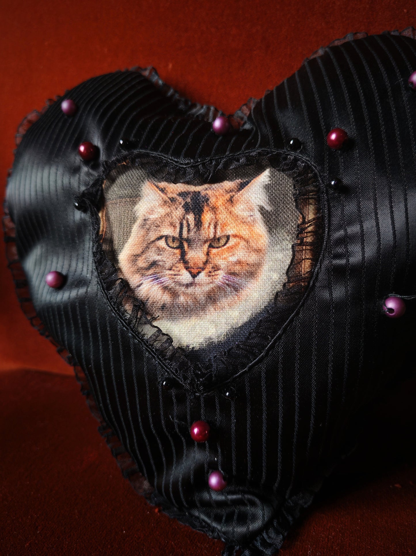 Coussin coeur (Lucifer) "Purr Amor"