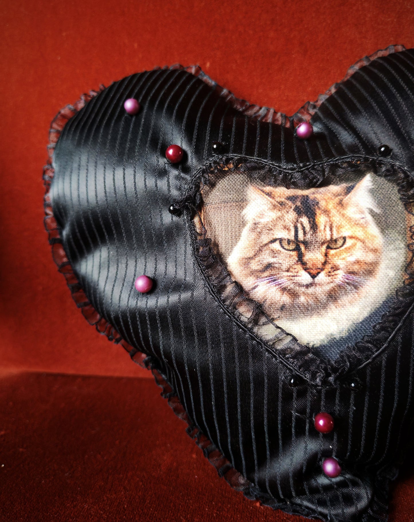 Coussin coeur (Lucifer) "Purr Amor"