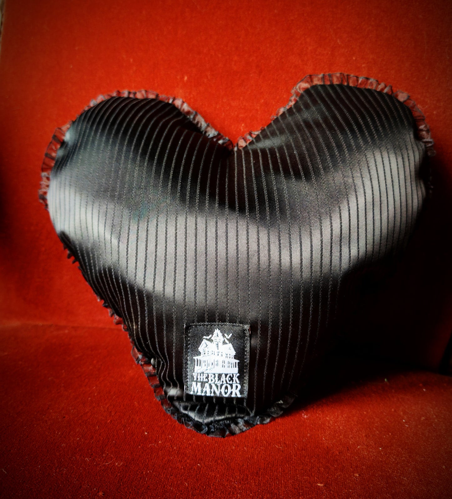 Coussin coeur (Lucifer) "Purr Amor"