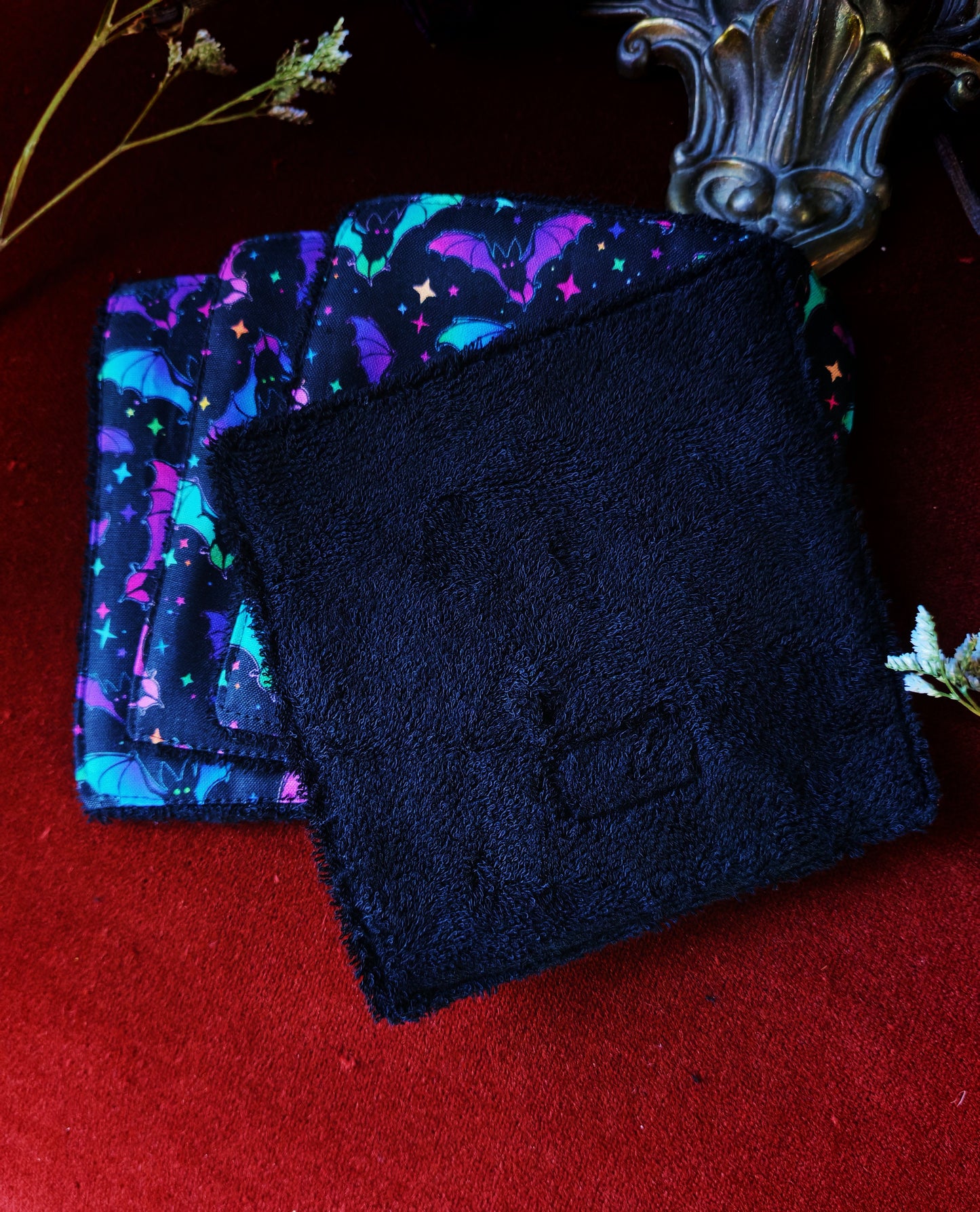 (4 pcs) Lingettes démaquillantes "Haunted Crypt"