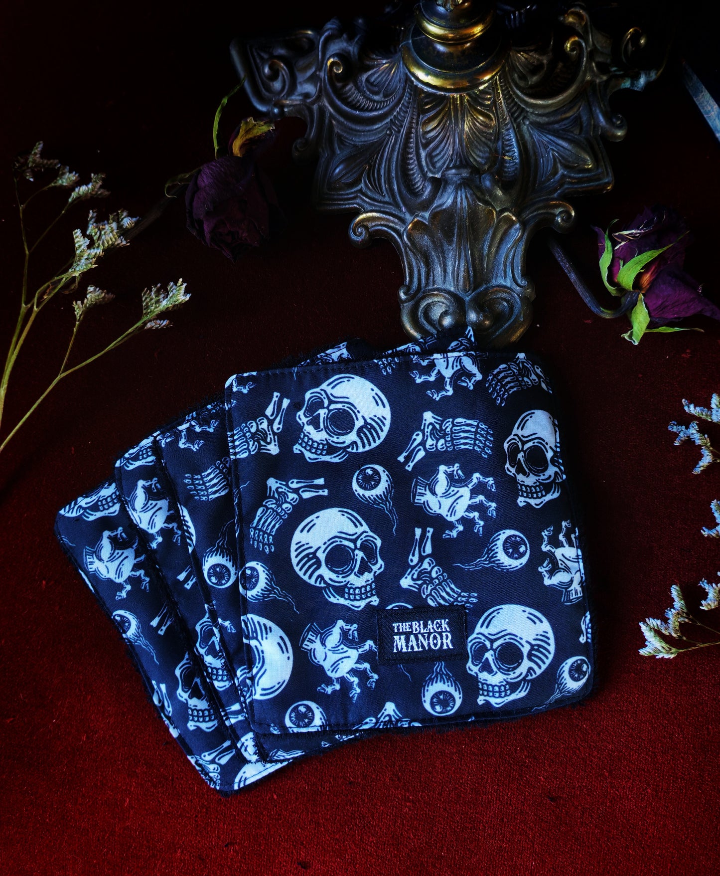(4 pcs) Lingettes démaquillantes "Haunted Crypt"