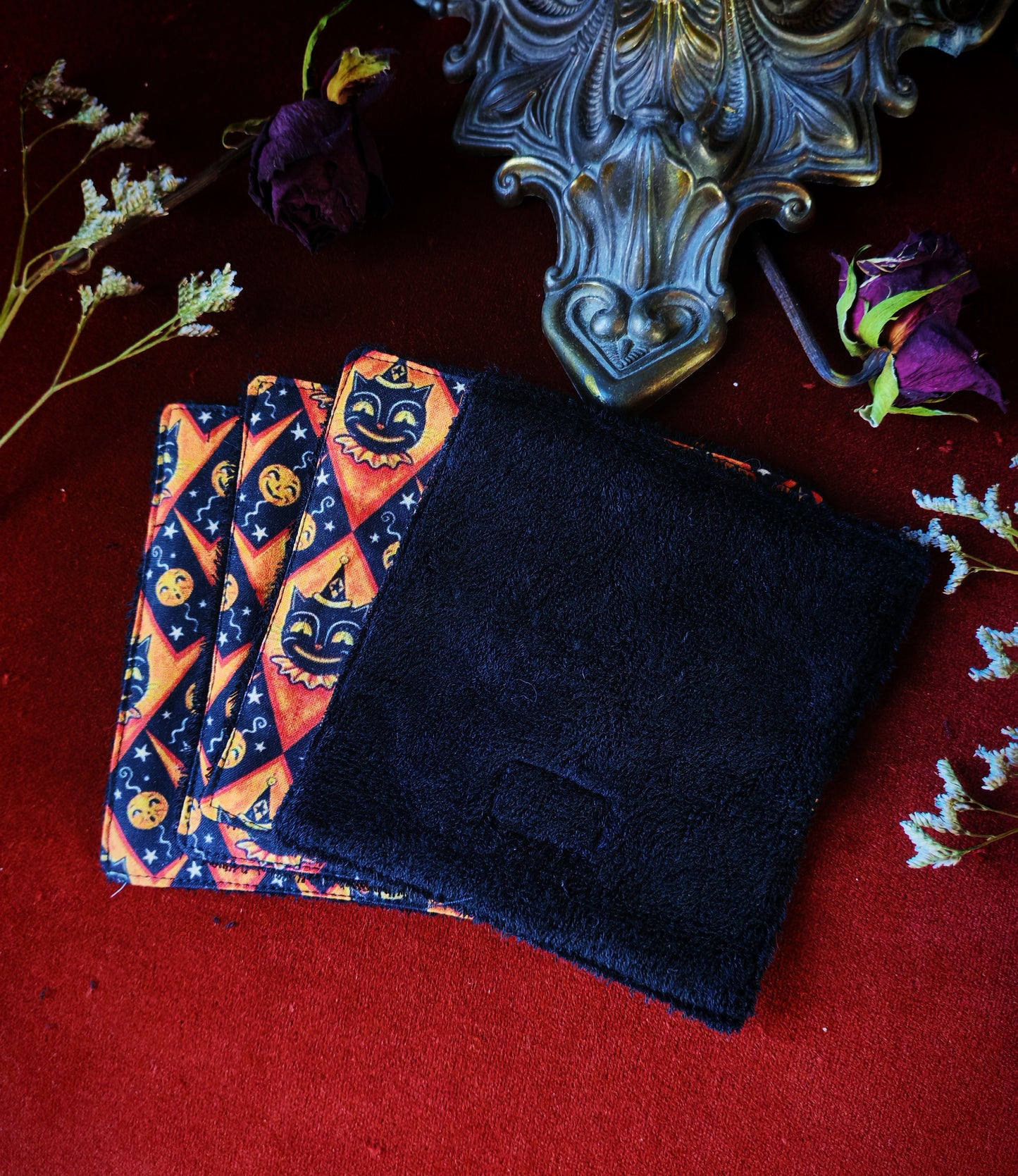 (4 pcs) Lingettes démaquillantes "Haunted Crypt"
