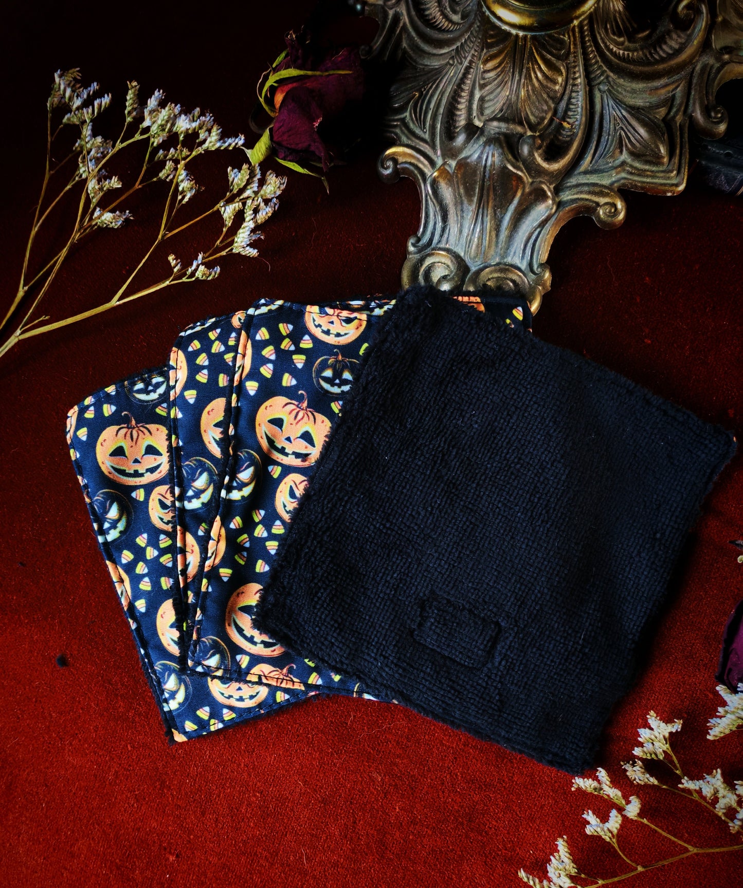 (4 pcs) Lingettes démaquillantes "Haunted Crypt"