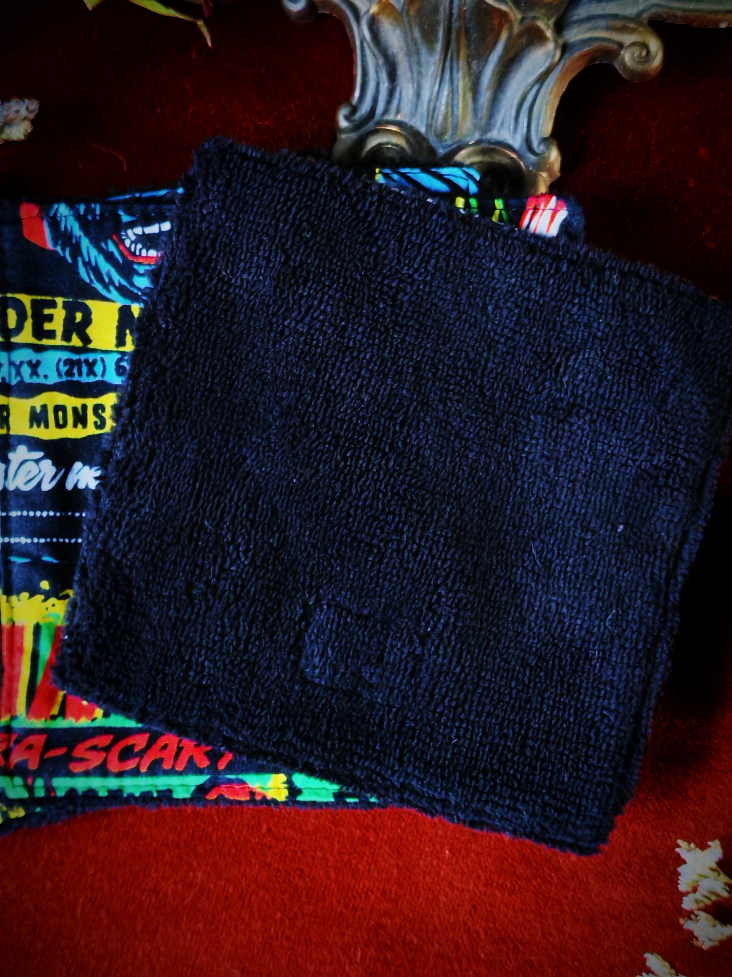 (4 pcs) Lingettes démaquillantes "Haunted Crypt"