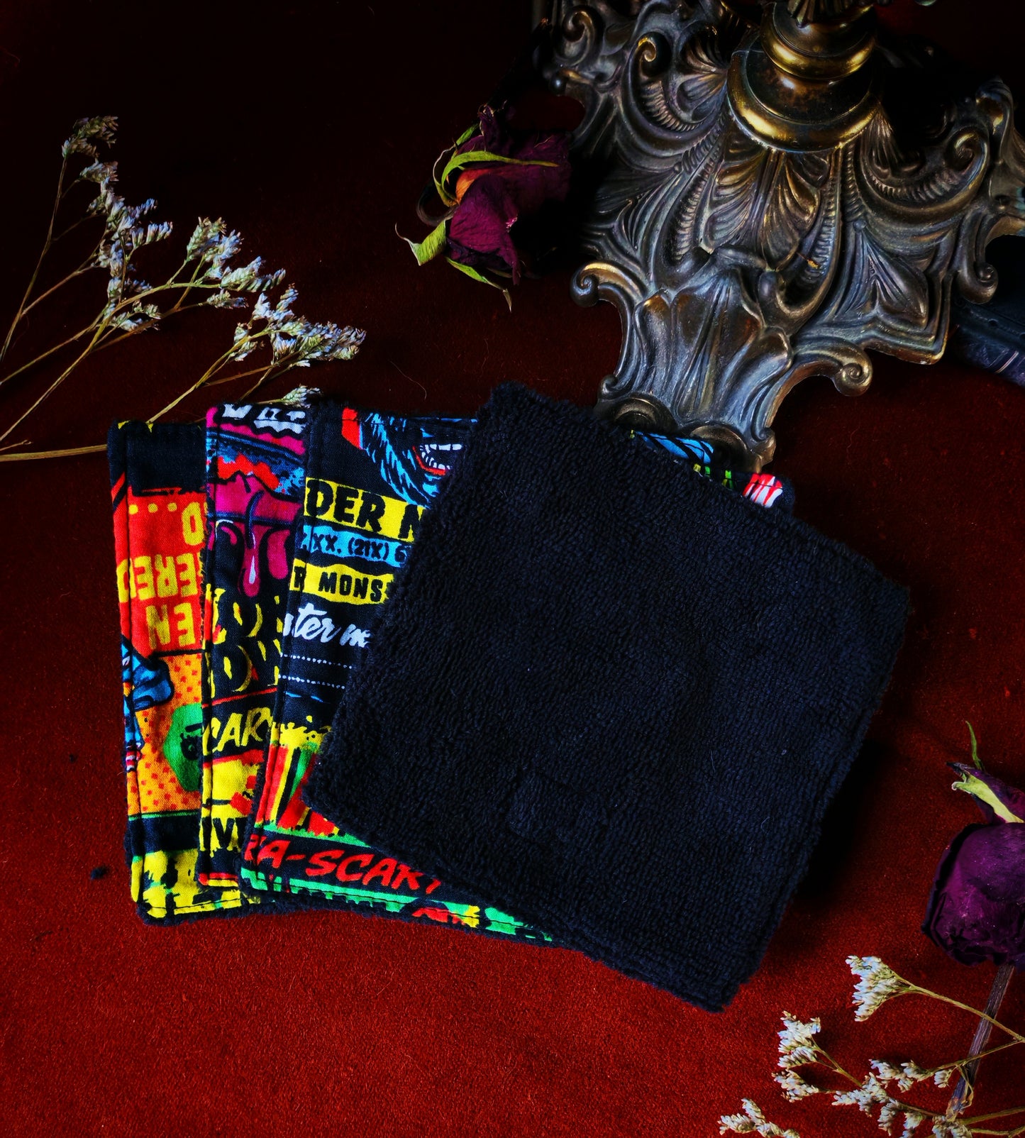 (4 pcs) Lingettes démaquillantes "Haunted Crypt"