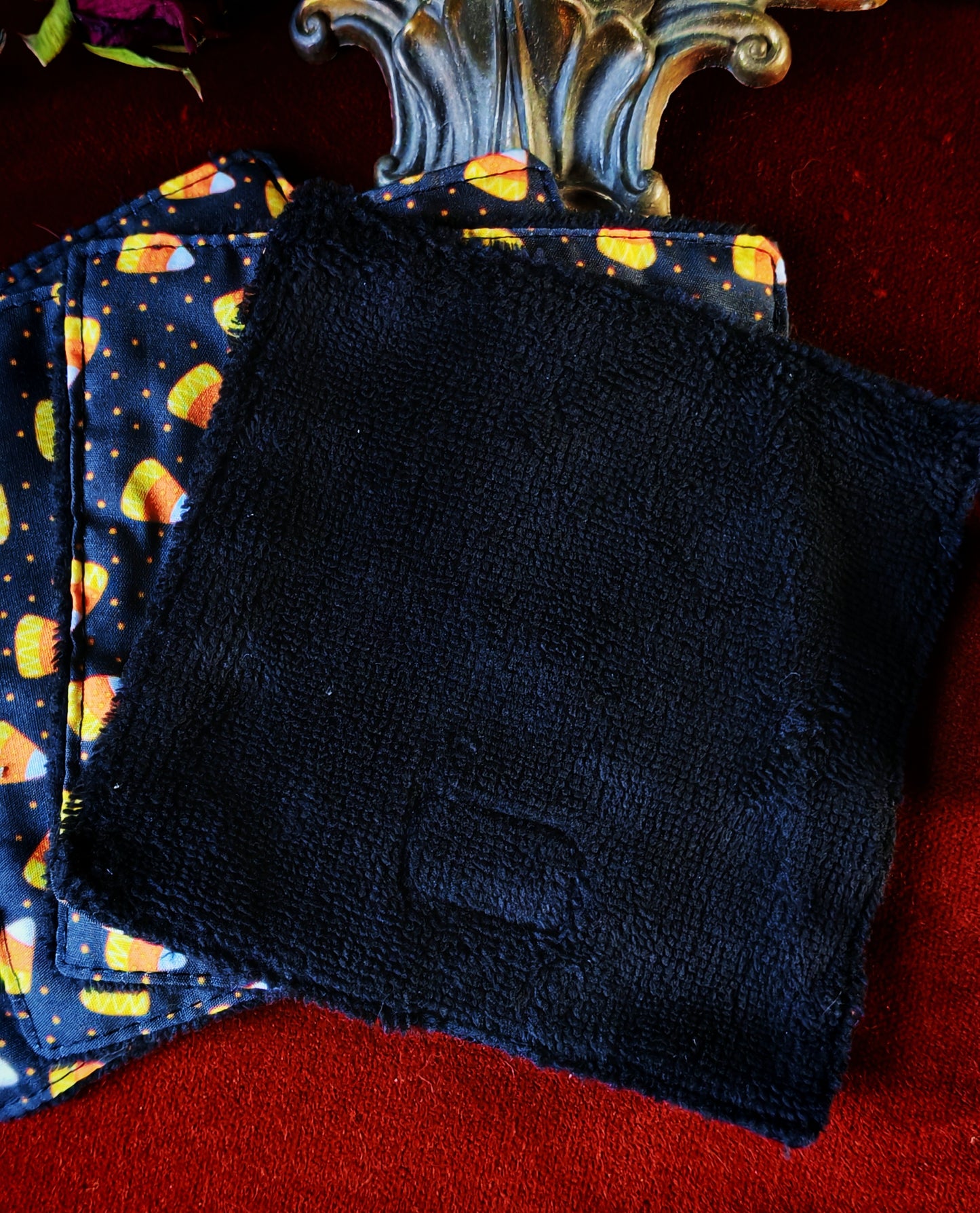 (4 pcs) Lingettes démaquillantes "Haunted Crypt"