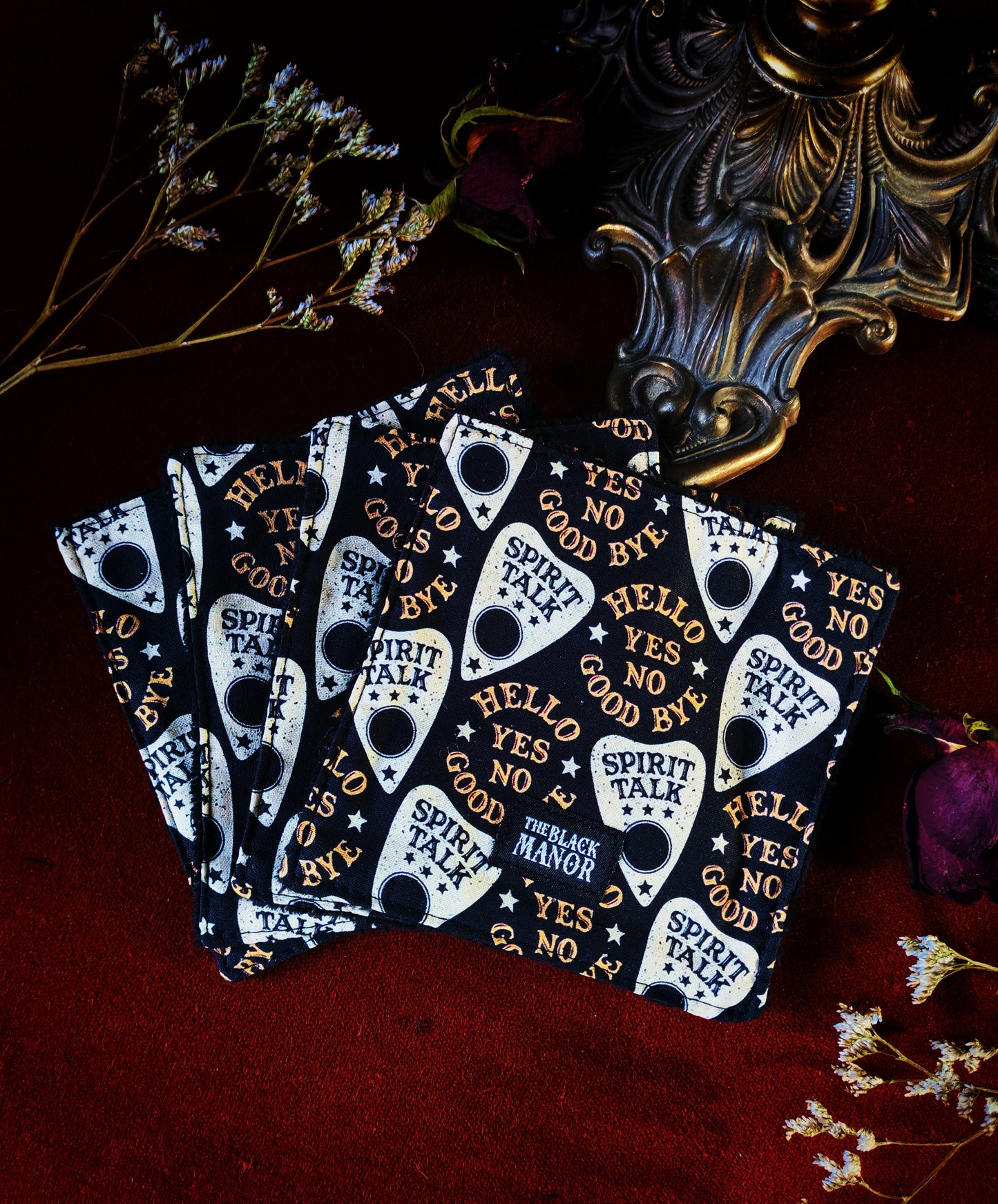 (4 pcs) Lingettes démaquillantes "Haunted Crypt"