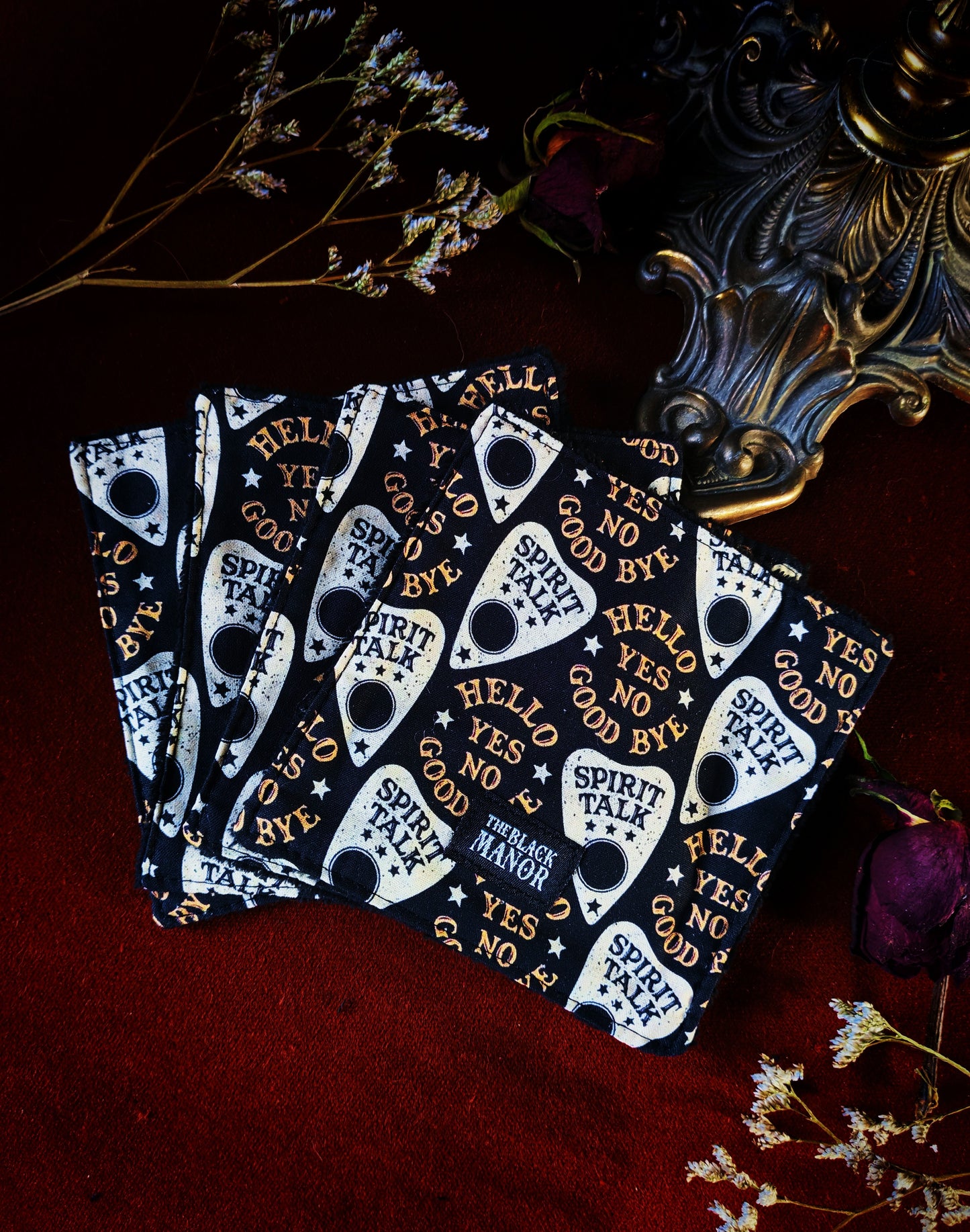 (4 pcs) Lingettes démaquillantes "Haunted Crypt"