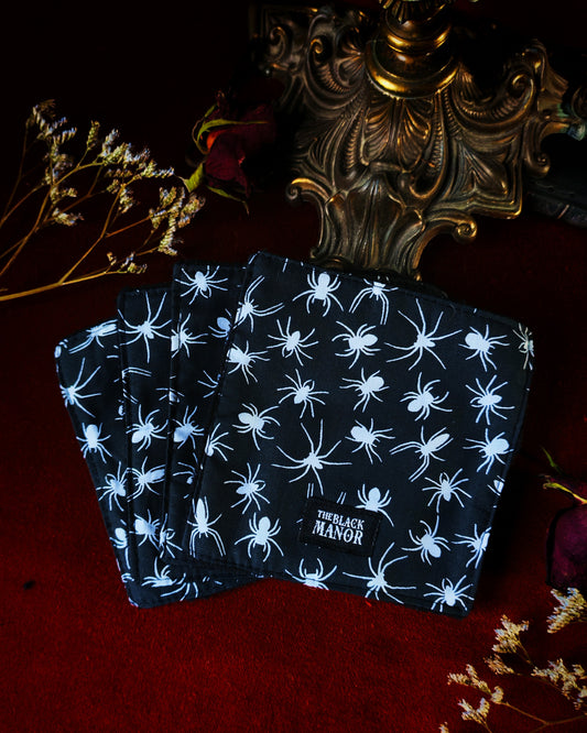 (4 pcs) Lingettes démaquillantes "Haunted Crypt"