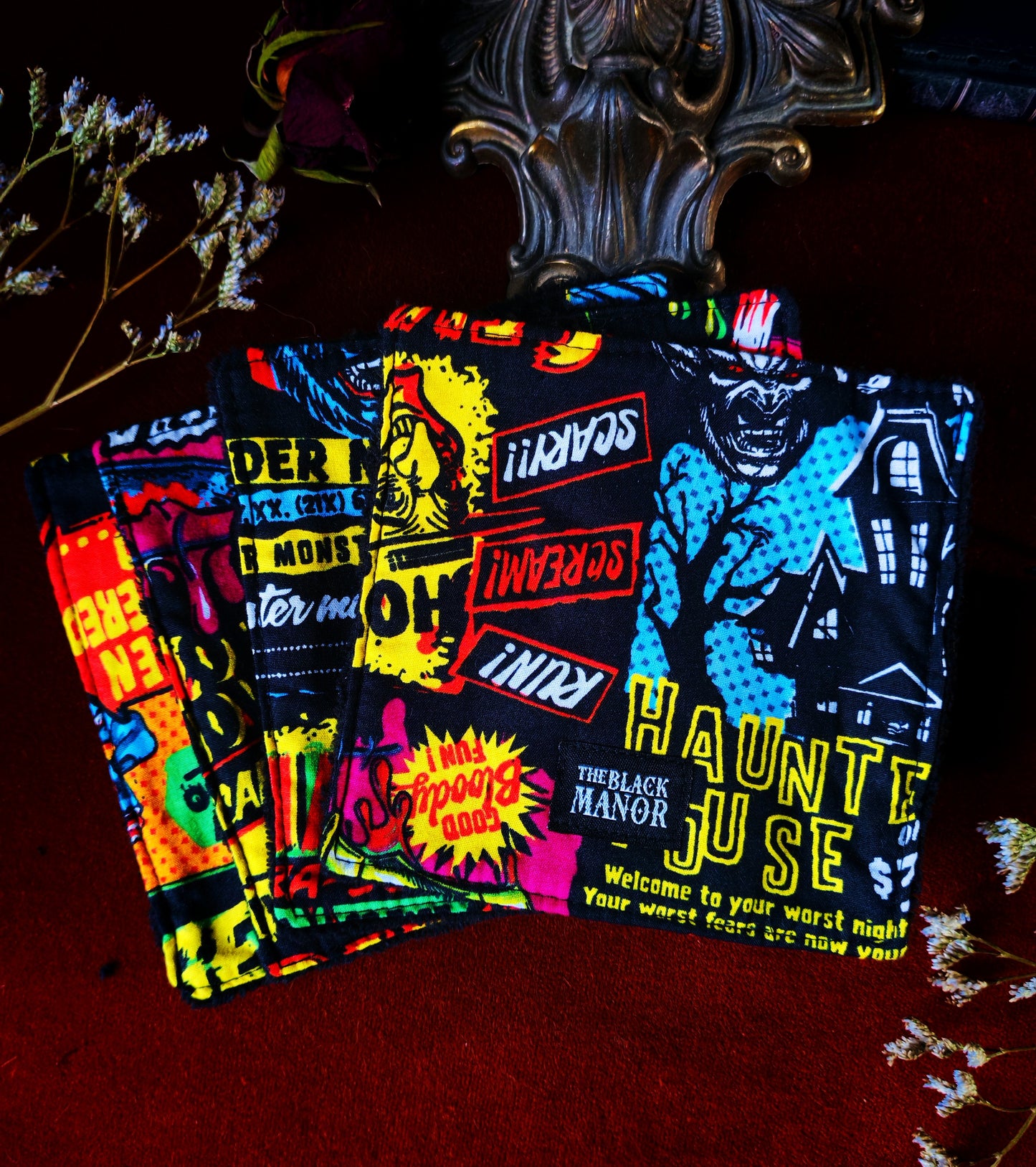(4 pcs) Lingettes démaquillantes "Haunted Crypt"