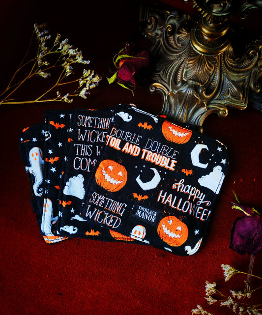 (4 pcs) Lingettes démaquillantes "Haunted Crypt"