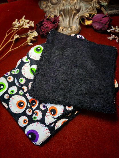 (4 pcs) Lingettes démaquillantes "Haunted Crypt"