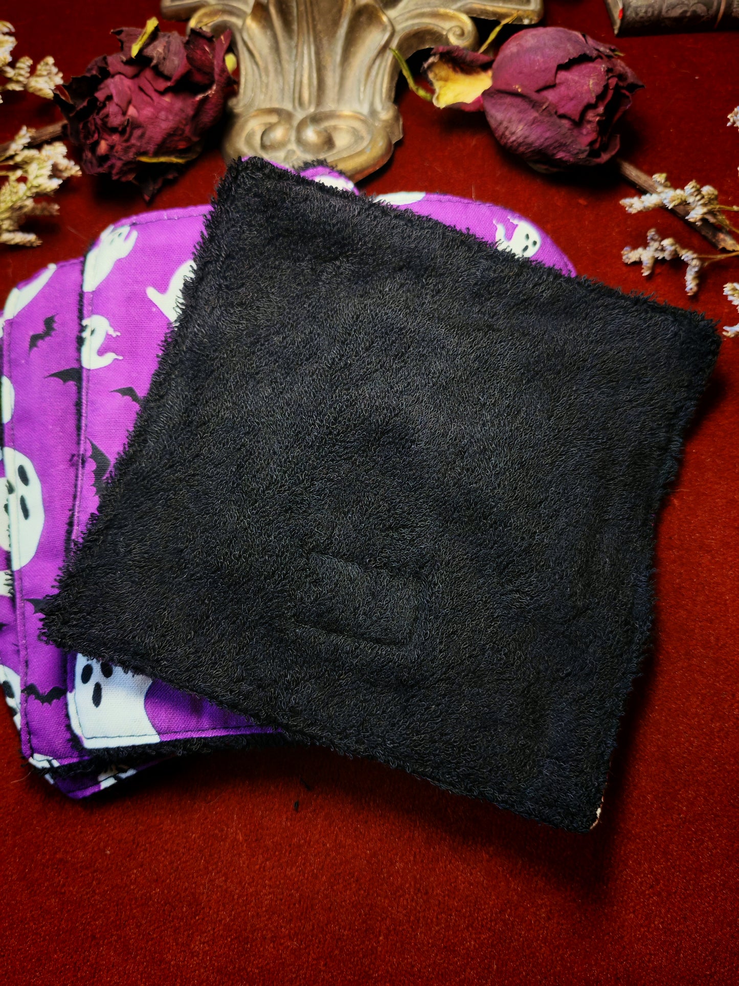 (4 pcs) Lingettes démaquillantes "Haunted Crypt"