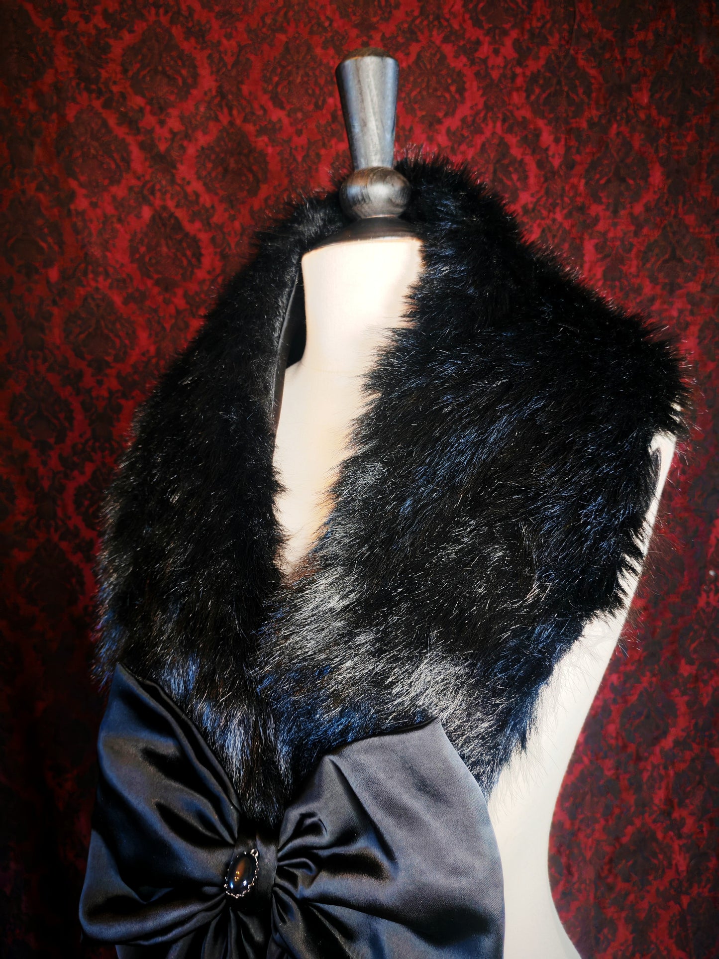 Col "Vampire Desire" Noir