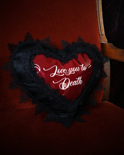 Coussin "Love you to death"