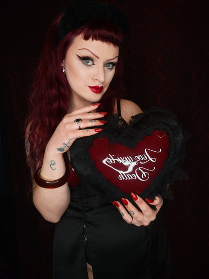 Coussin "Love you to death"