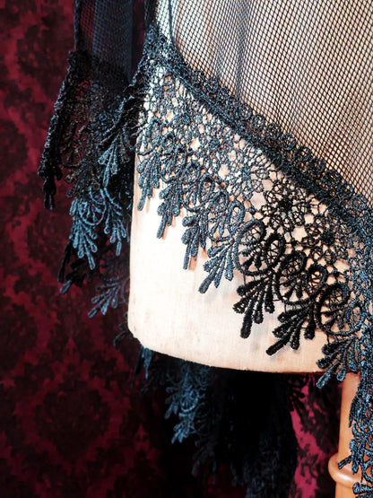 Poncho mesh "Romantic Halo"