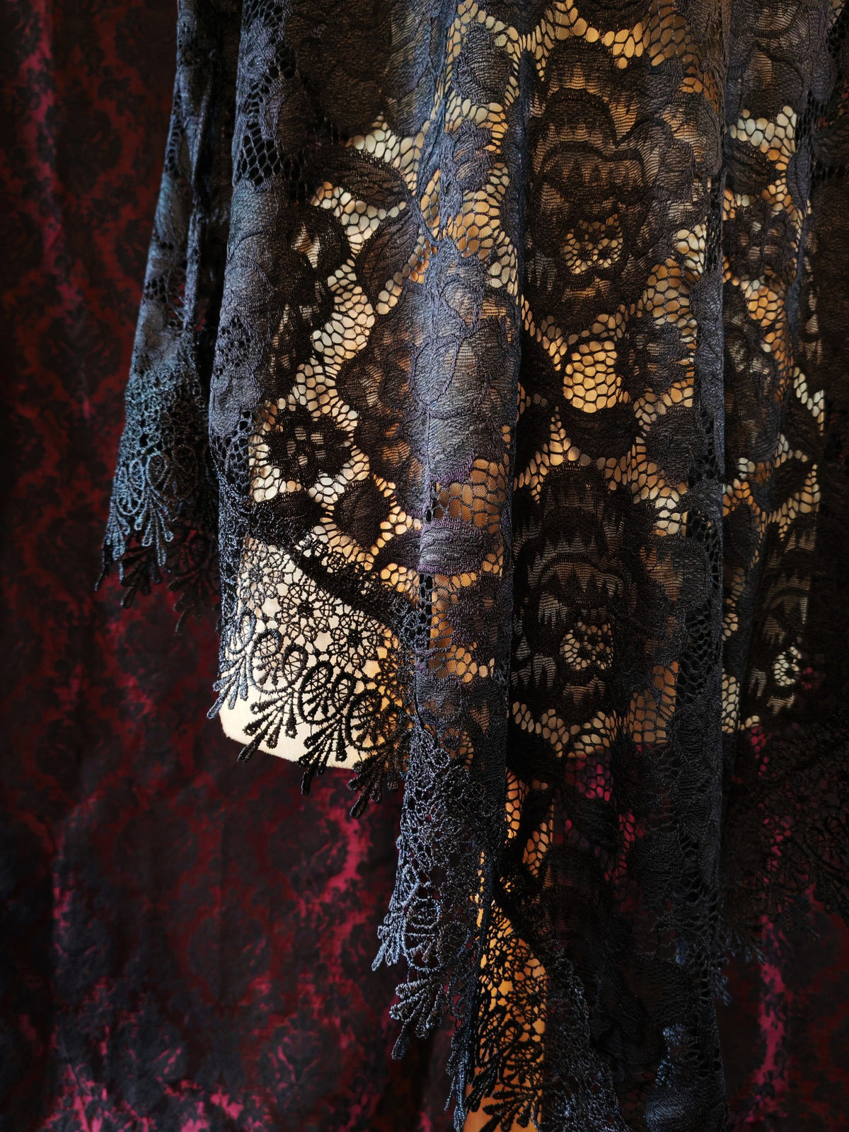 Poncho de encaje "Carmilla"